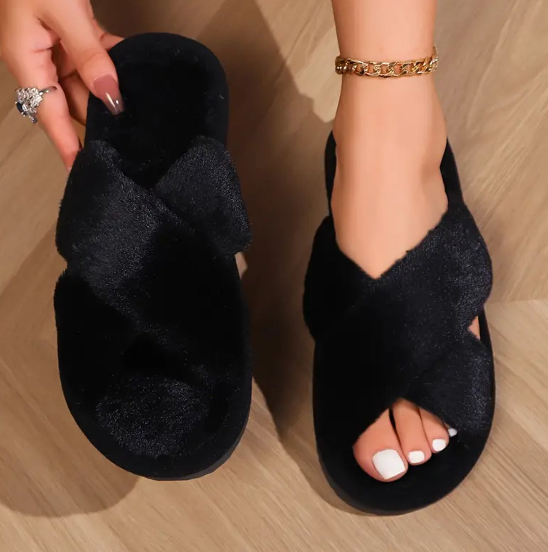 Cross slippers