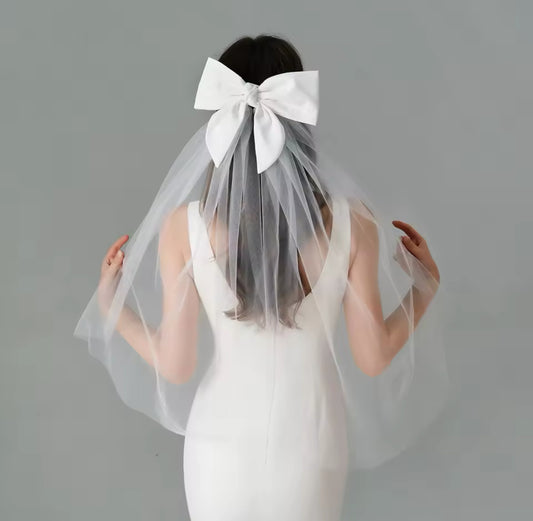 Veil hair bow